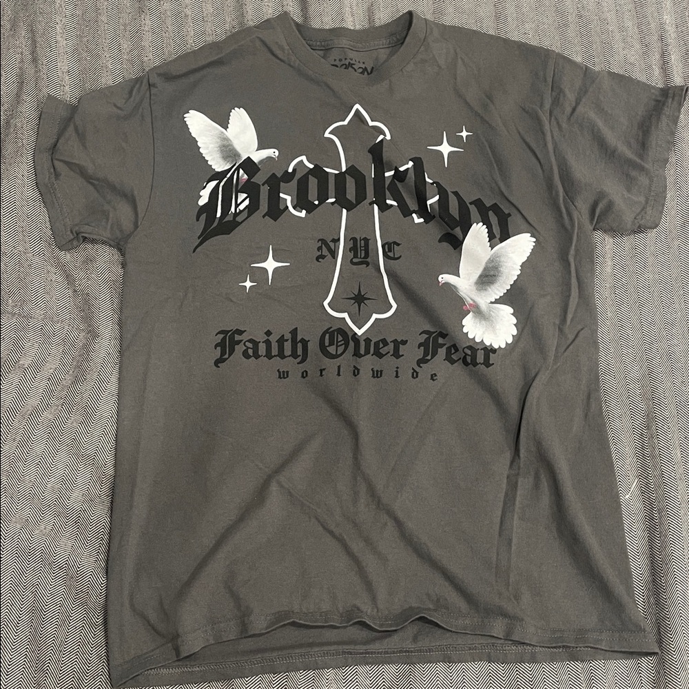 Gray Graphic Tee with Dove Design